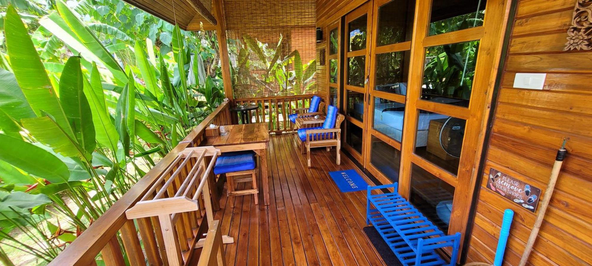 Bed and Breakfast Samui Blue Bird Маенам Экстерьер фото